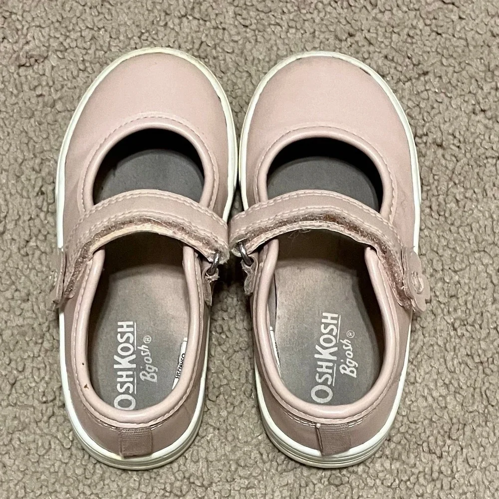 OshKosh B'gosh Dusty Pink Mary Jane Sneakers shoes‎ Toddler Sz 7M